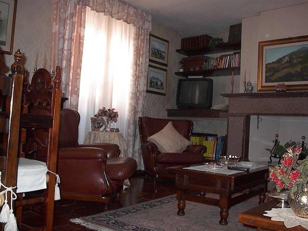 Bed&Breakfast Chiara Olbia Extérieur photo
